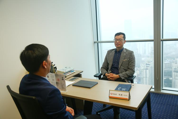 许可证后方可从事经营活动);信息咨询服务